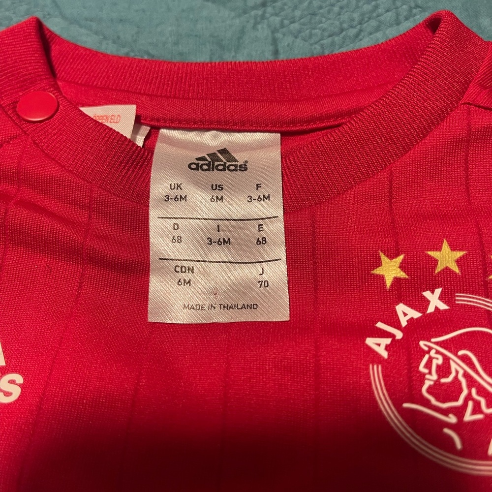 Adidas kid jersey